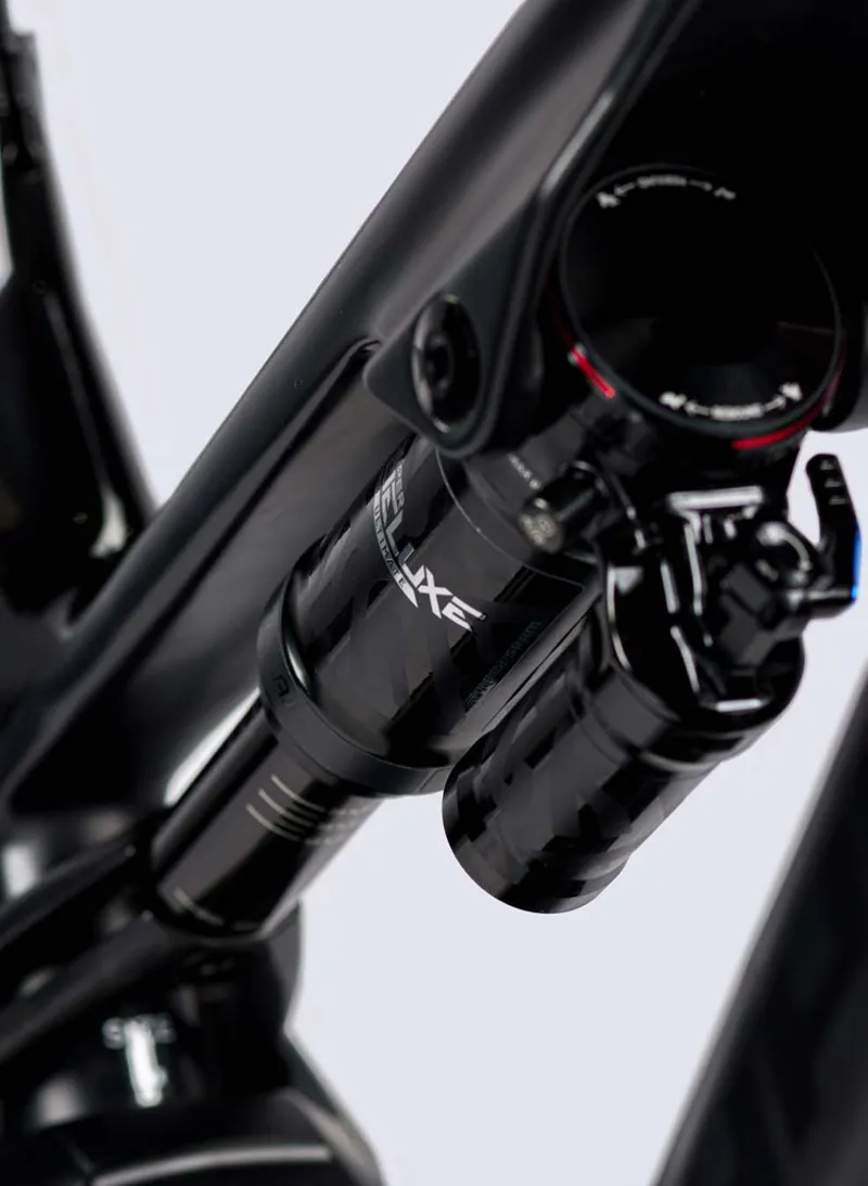 2021 Lapierre Overvolt GLP Team Electric Mountain Bike in Black-8